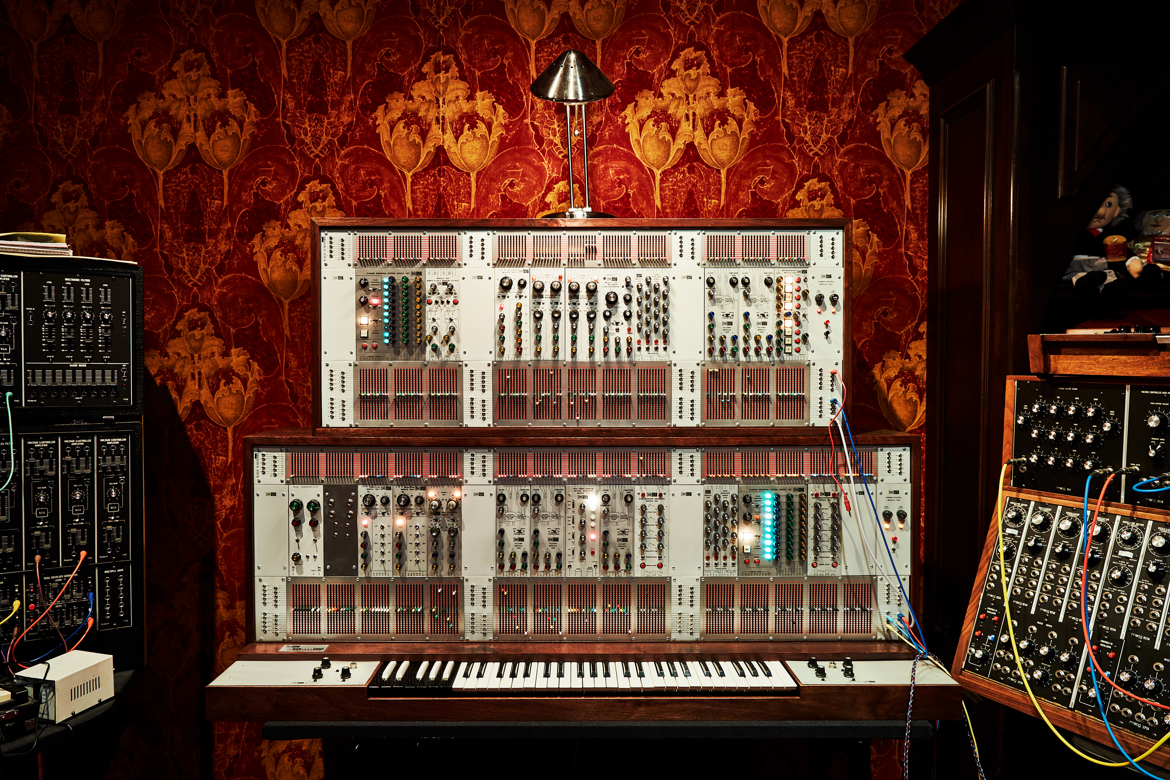 Inside Hans Zimmer s Studio Composer Magazine