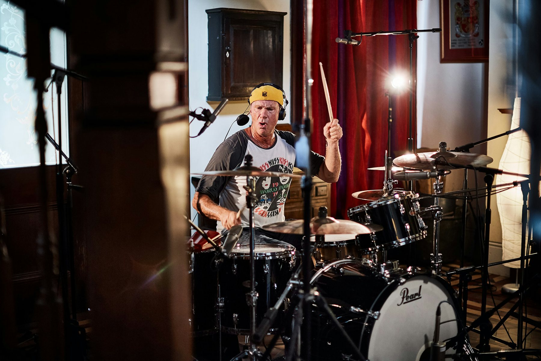 Chad Smith drumming