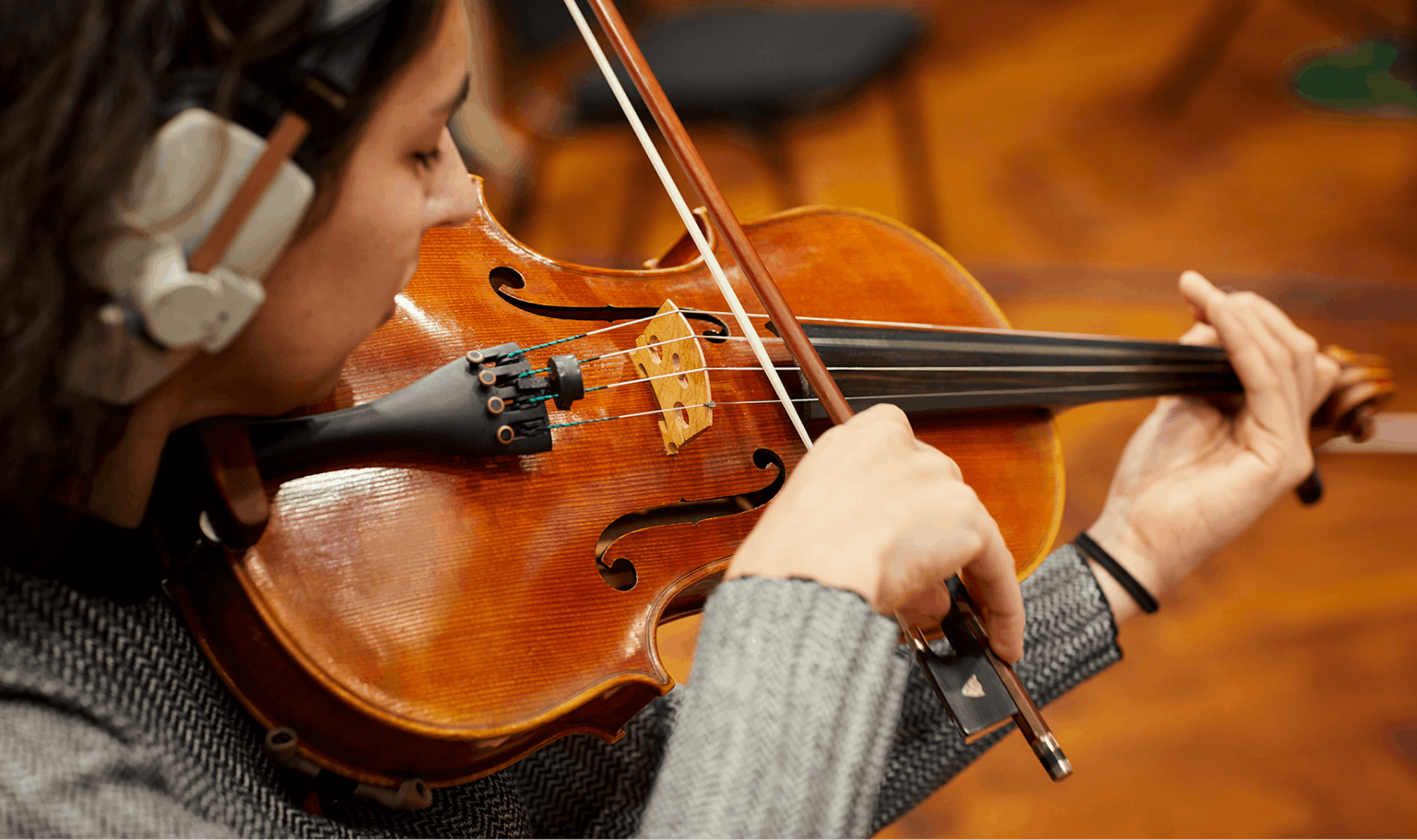 Chamber Strings violinist performing