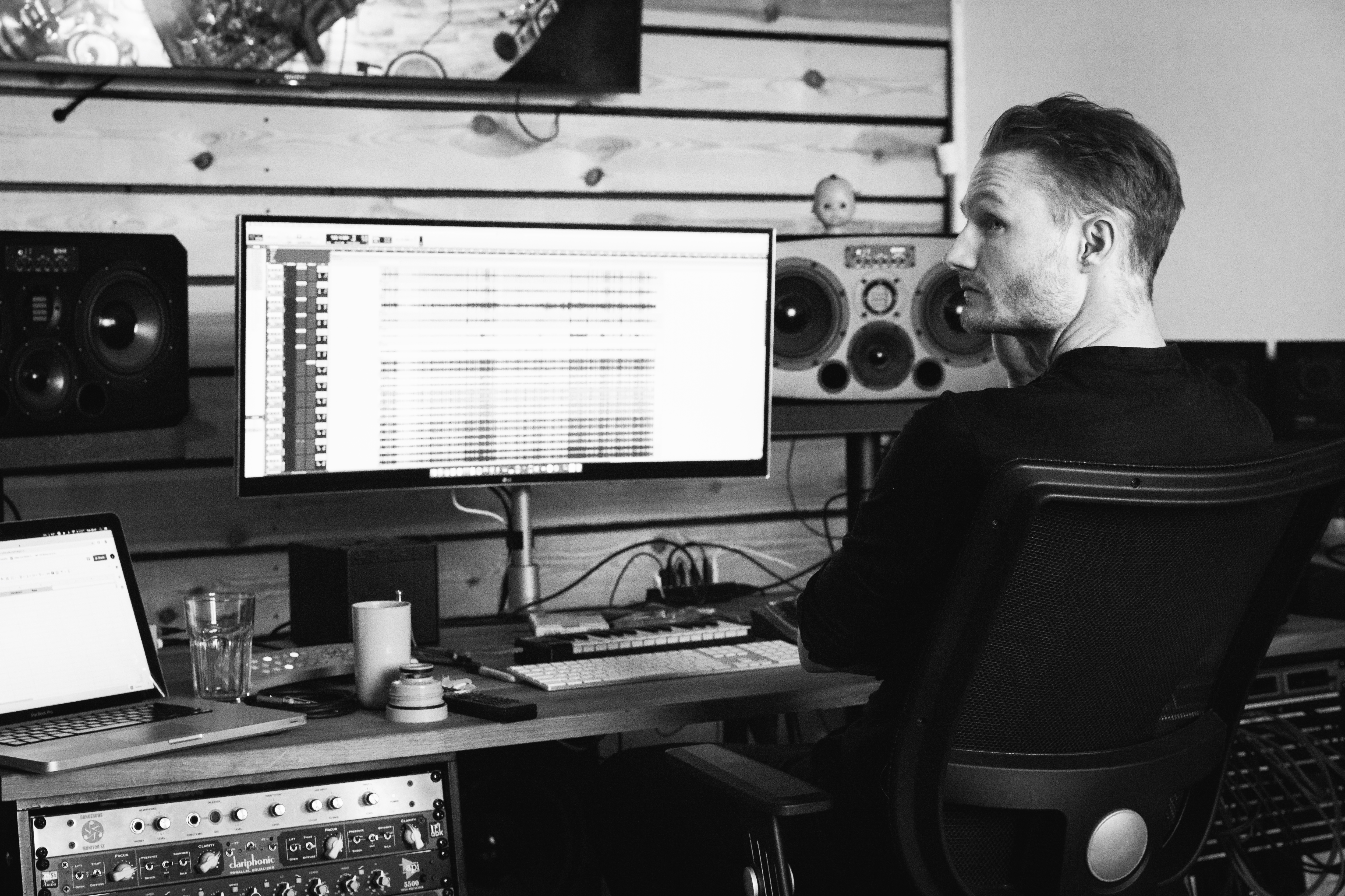 Toti Gunason Photo By Sophia Groves 2