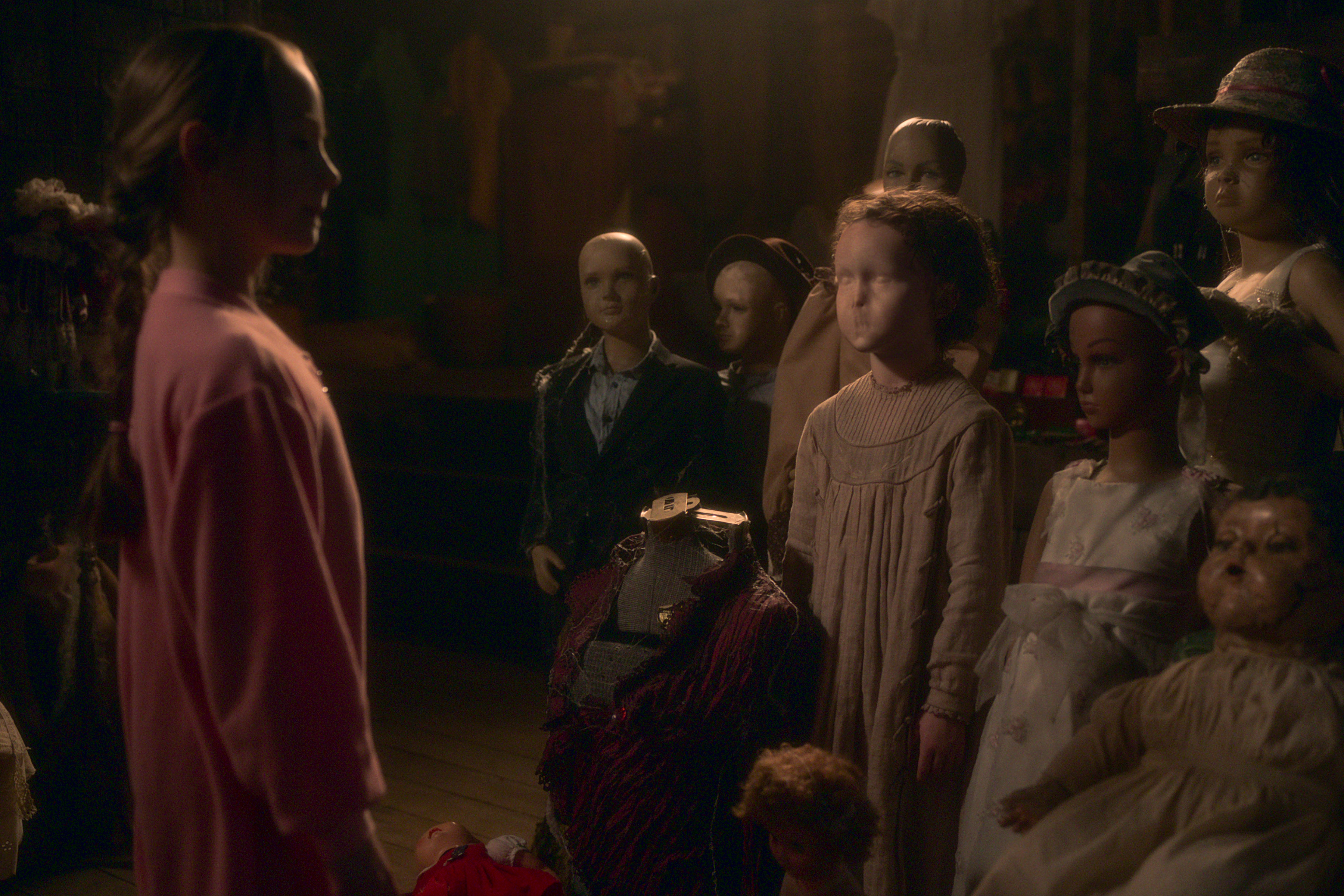 Thehauntingofblymanor Episode6 01 00 21 00r