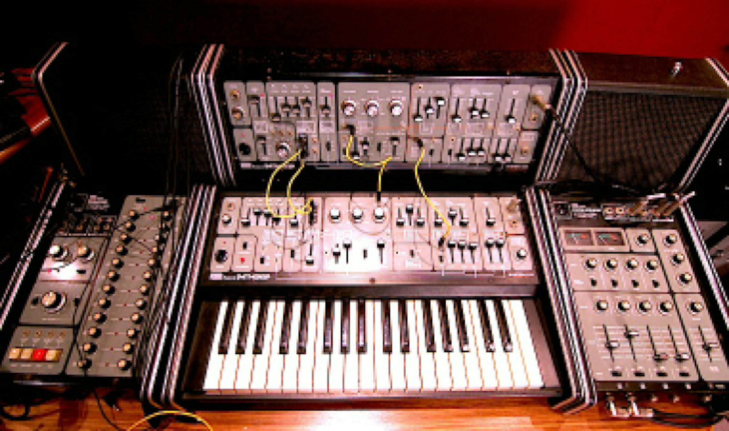 Roland System 100